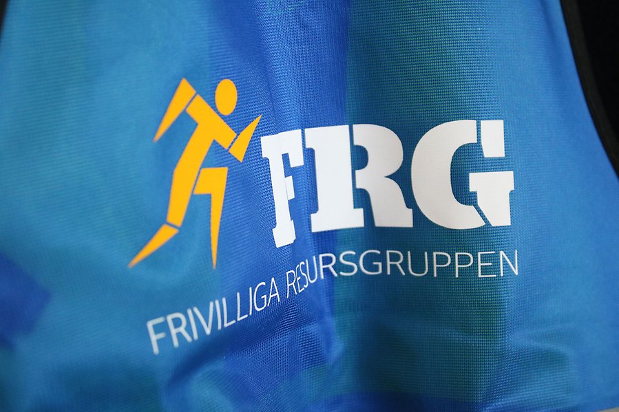 Flagga med FRG logo