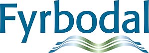 Bild på Fyrbodals kommunalförbunds logotype. Under ordet Fyrbodal syns ett par vågformade linjer i grönt och blått.